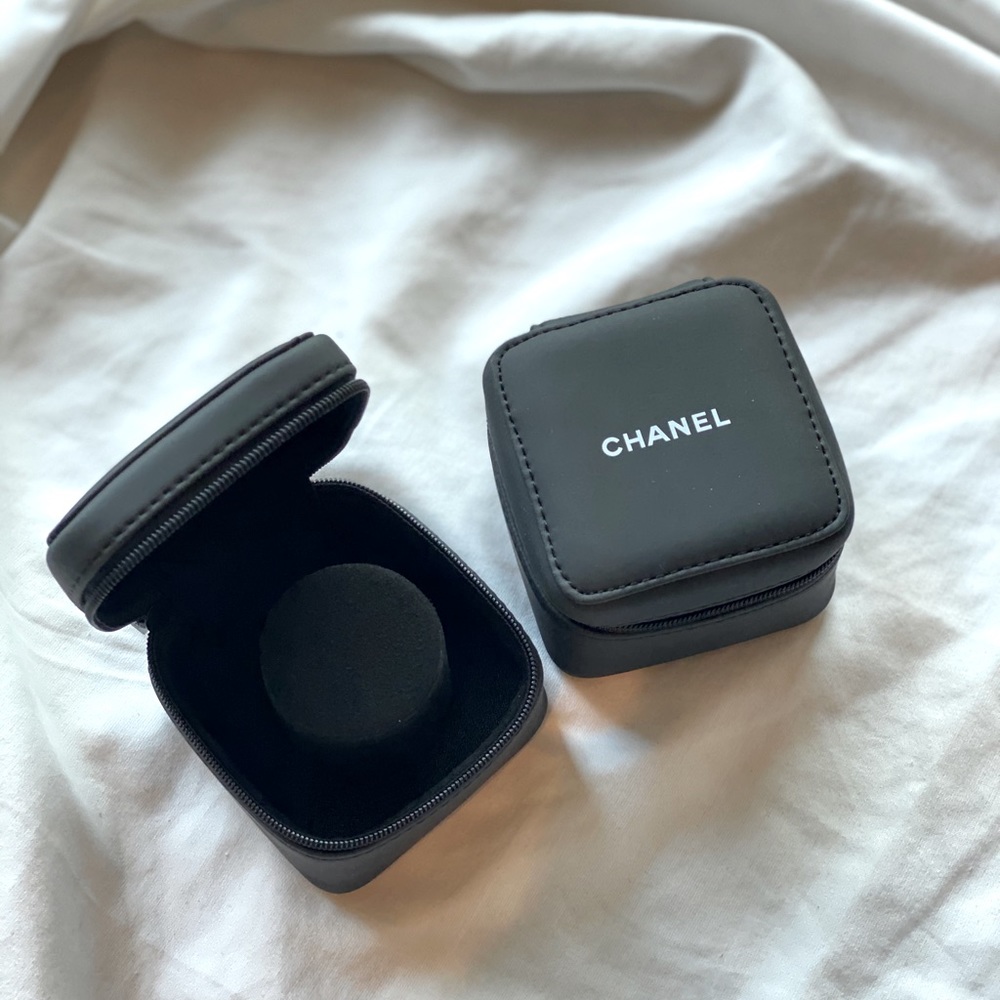 Chanel travel case (for watches or bracelets)